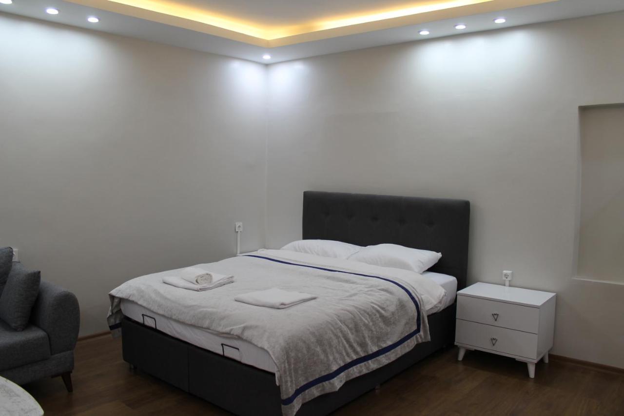 Apartament Beyoglu Asmalimescit'Te Mobilyali Balkonlu Daire Stambuł Zewnętrze zdjęcie